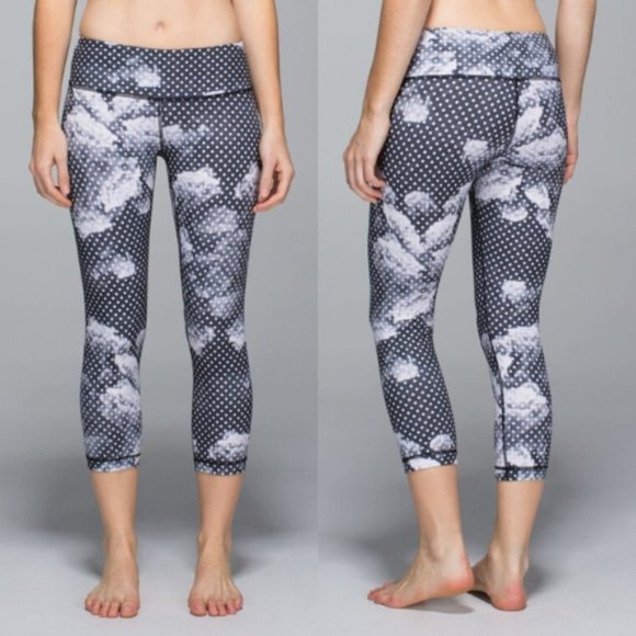 lululemon athletica Pants - LULULEMON Wunder Under Crop 6 Dottie Dream Rose